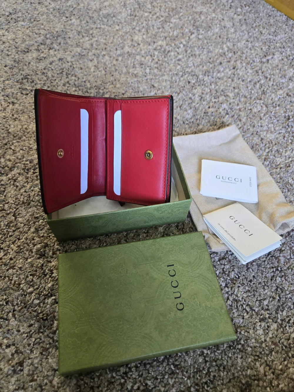 Gucci GG Supreme Wallet with Red Cherry Accent - Picture 8 of 9